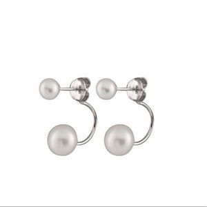 Elegant Silver Pearl Earrings